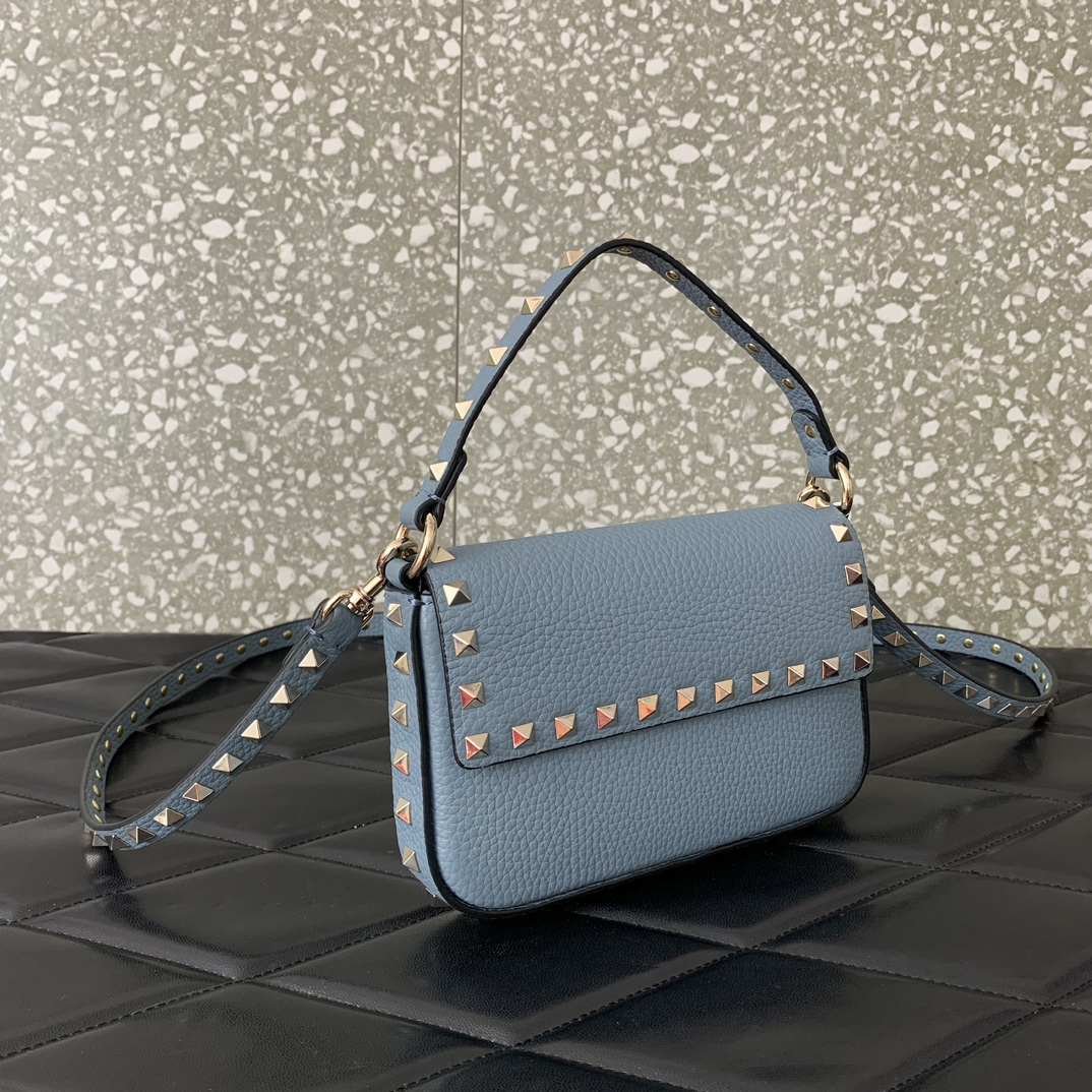 Valentino Garavani Rockstud Small Shoulder Bag in Niagara Grainy Calfskin